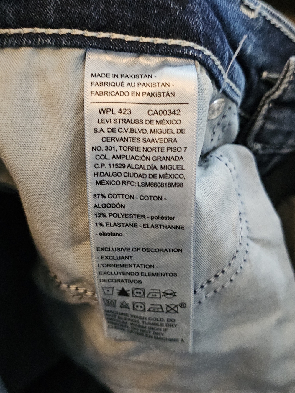 Levi Strauss Signature Vintage Relaxed Boot Jeans Womens 4 Dark Wash - Picture 8 of 8